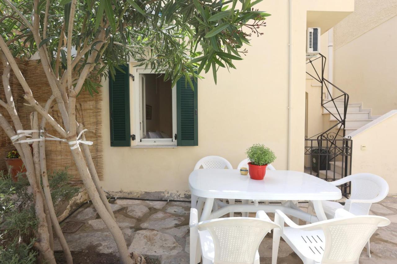 Babina'S Place-Traditional House In إرموبولّي المظهر الخارجي الصورة
