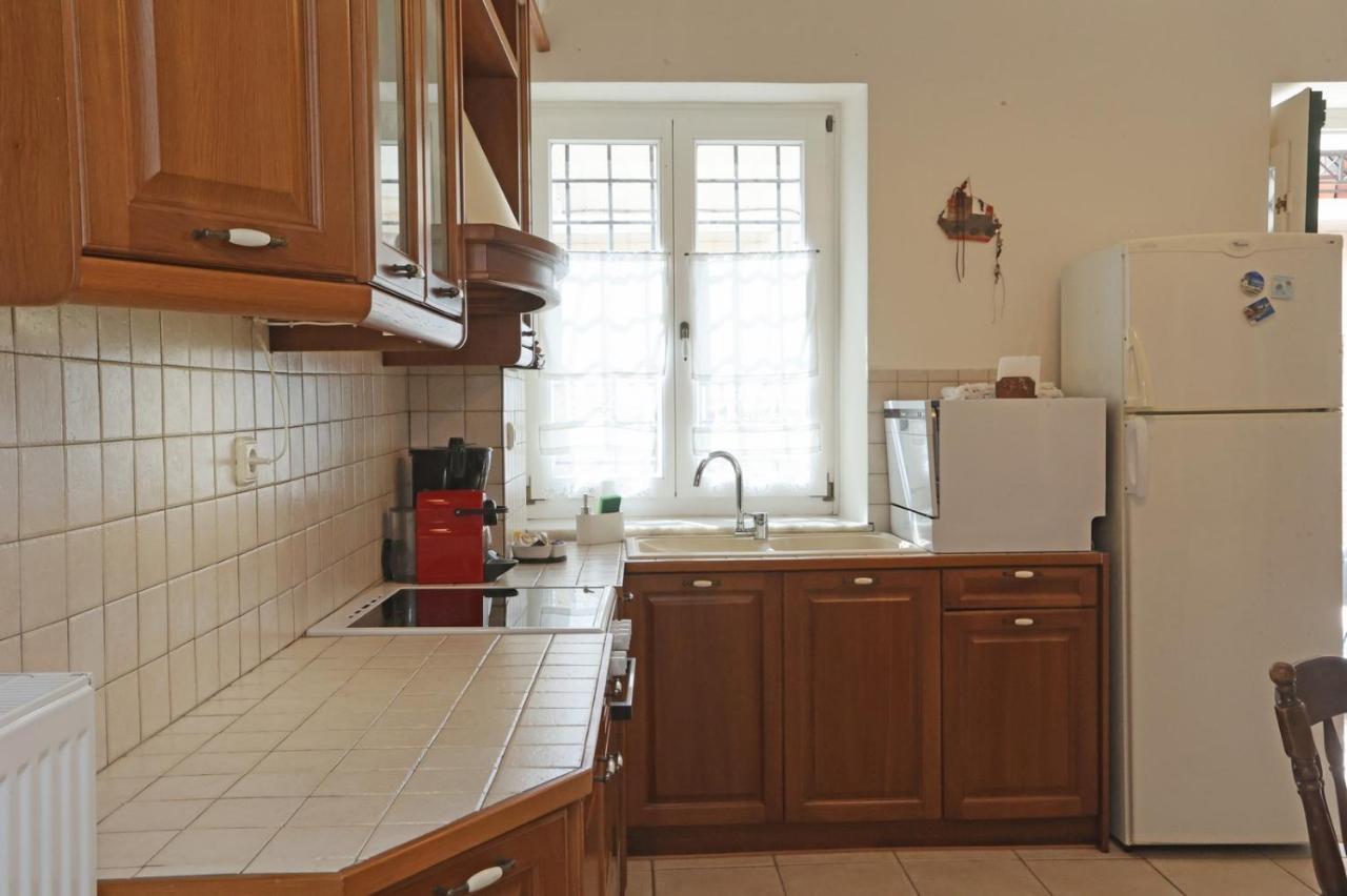 Babina'S Place-Traditional House In إرموبولّي المظهر الخارجي الصورة