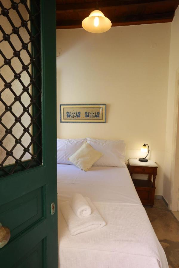 Babina'S Place-Traditional House In إرموبولّي المظهر الخارجي الصورة