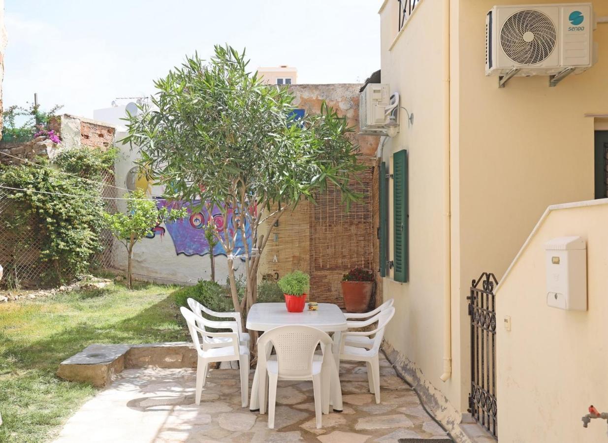 Babina'S Place-Traditional House In إرموبولّي المظهر الخارجي الصورة