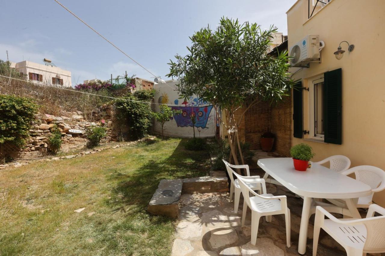 Babina'S Place-Traditional House In إرموبولّي المظهر الخارجي الصورة